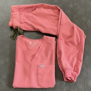 FIGS Beat it Pink Small Women’s Scrub Set